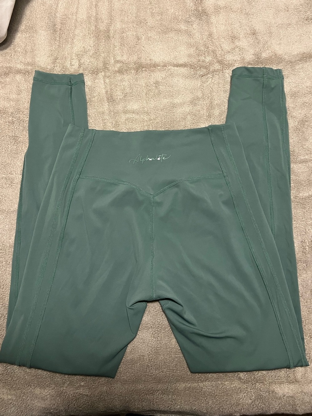 Alphalete High-Waist Leggings — Sage green